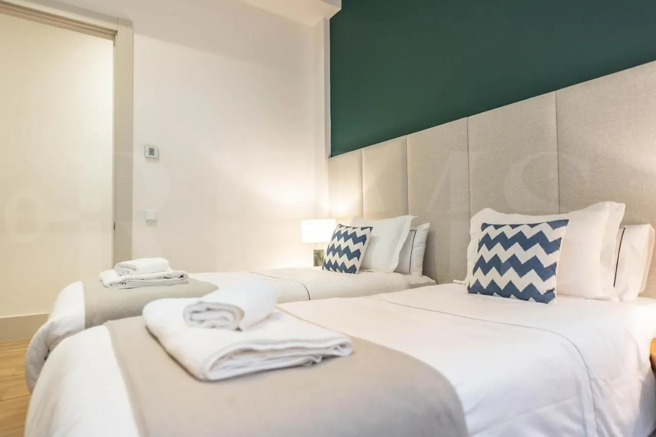 Modern Luxe Apartment In The Historic City Center By Rems Malaga
