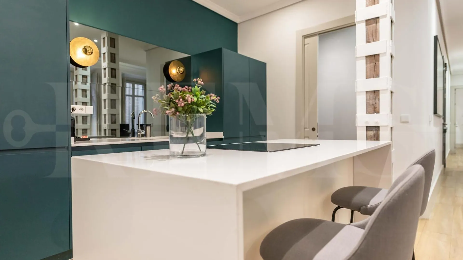 Modern Luxe Apartment In The Historic City Center By Rems Málaga Spanje