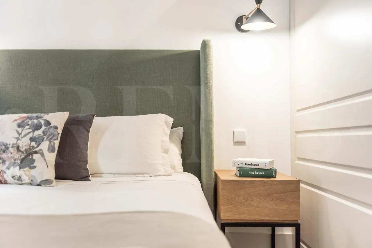 Modern Luxe Apartment In The Historic City Center By Rems Málaga
